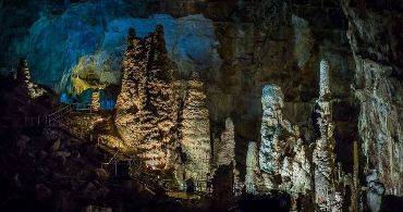 Ecco come abbiamo scoperto la “Grotta Grande del Vento” di Frasassi.